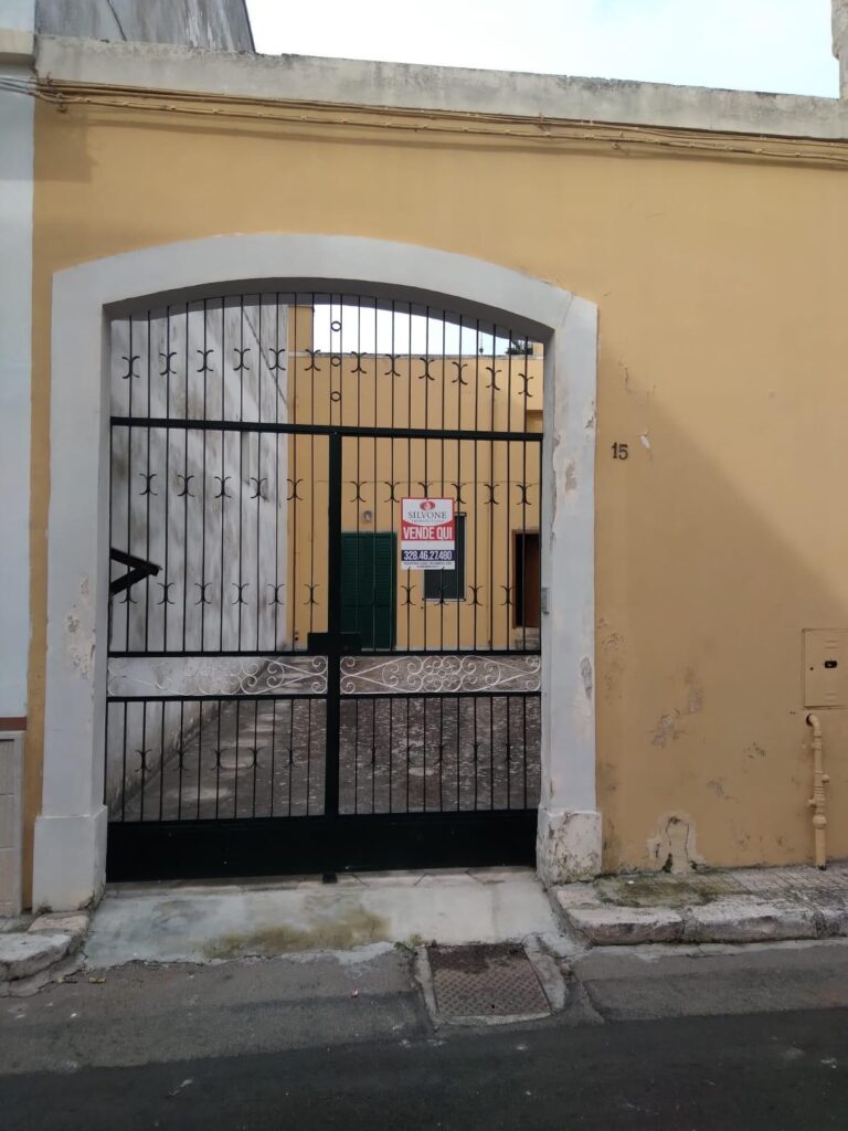 foto Casa studio 73047 GM